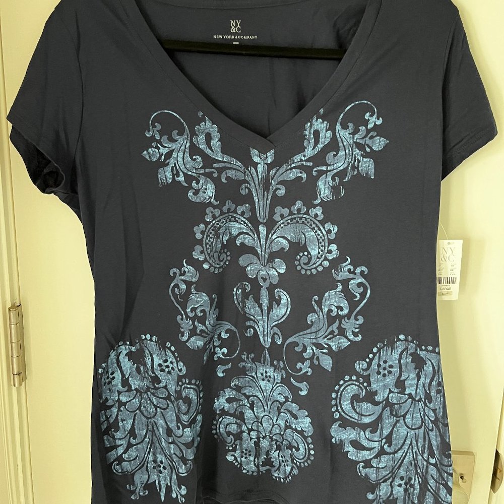 Tee shirt